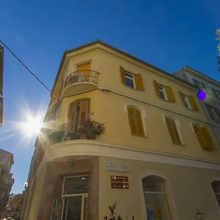 Apartment Spagnolo City Pula Exterior photo